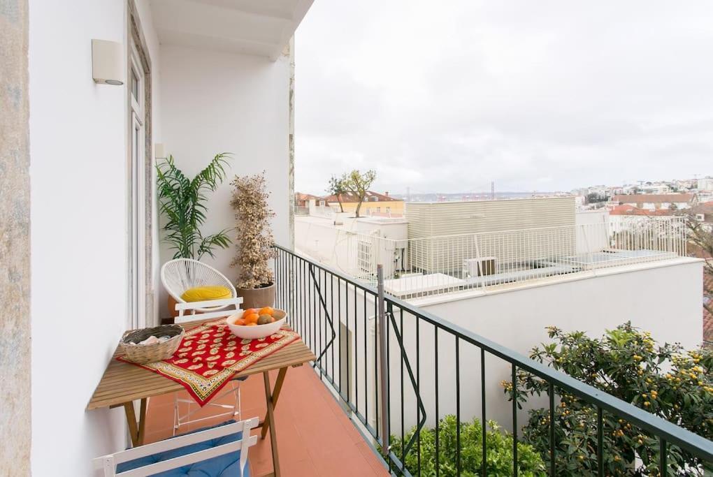 ליסבון Principe Real Beautiful View 3 Bedrooms Flat! מראה חיצוני תמונה