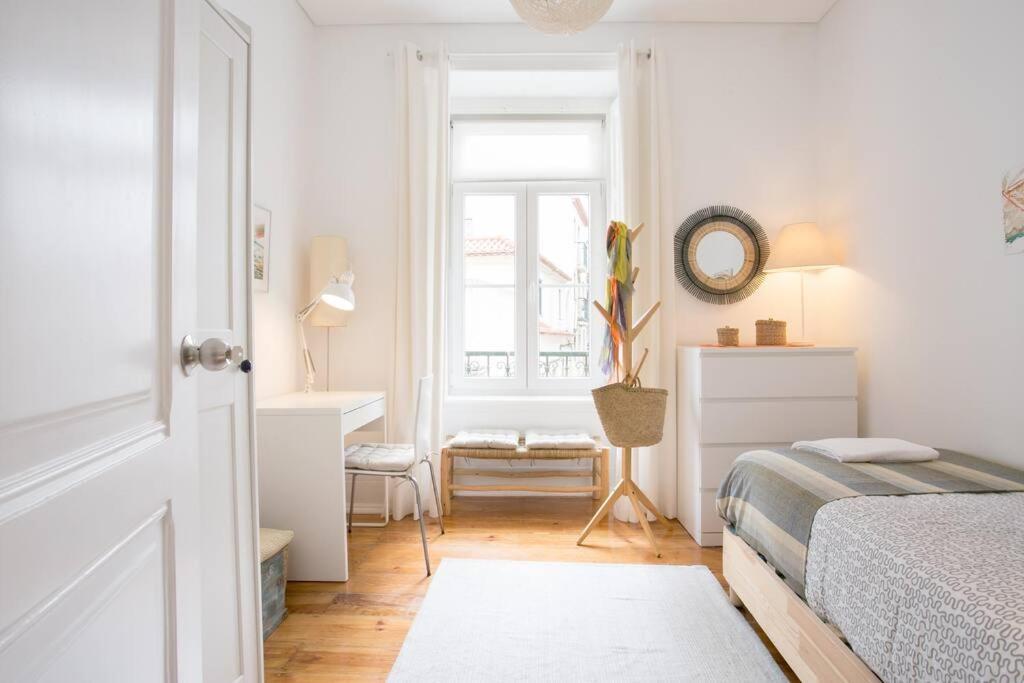 ליסבון Principe Real Beautiful View 3 Bedrooms Flat! מראה חיצוני תמונה